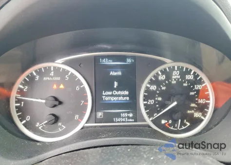 2017 Nissan Sentra S z USA, uszkodzony, nr VIN 3N1AB7AP9HY223886